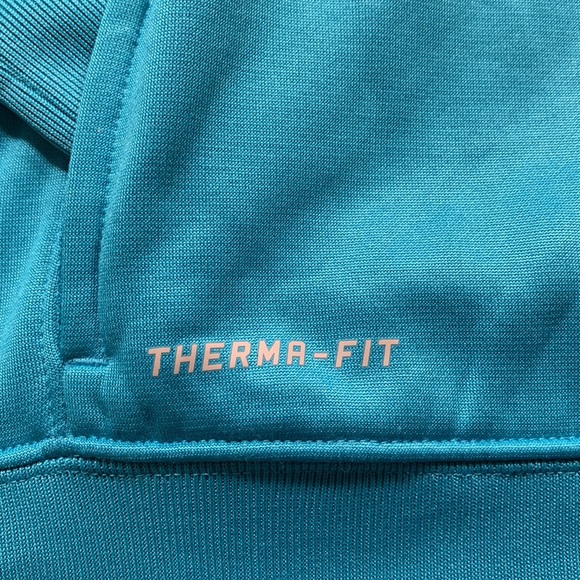 NWT - Nike Therma-Fit Hoodie - Size Kids Medium - Picture 4 of 7